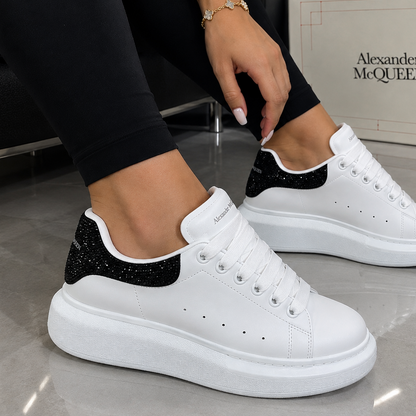 McQ Essential — Dama y Caballero